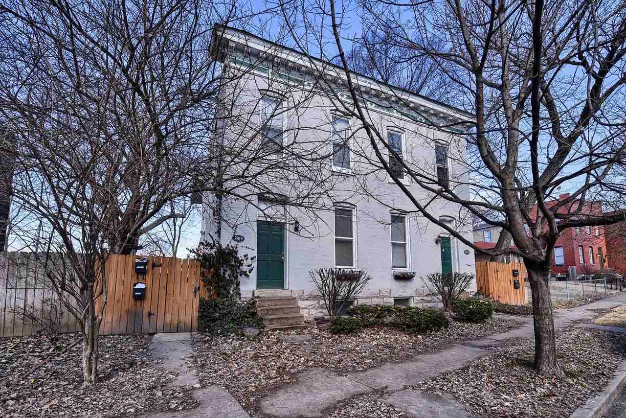 2919A Wisconsin Ave - Photo 2 of 12