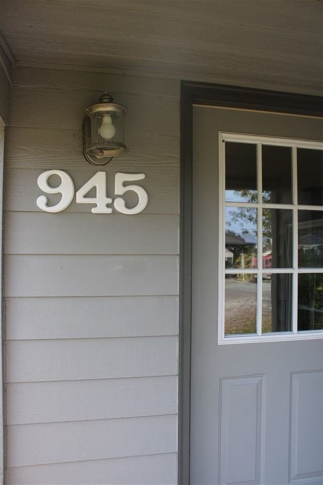 945 Fidalgo St - Photo 4 of 50