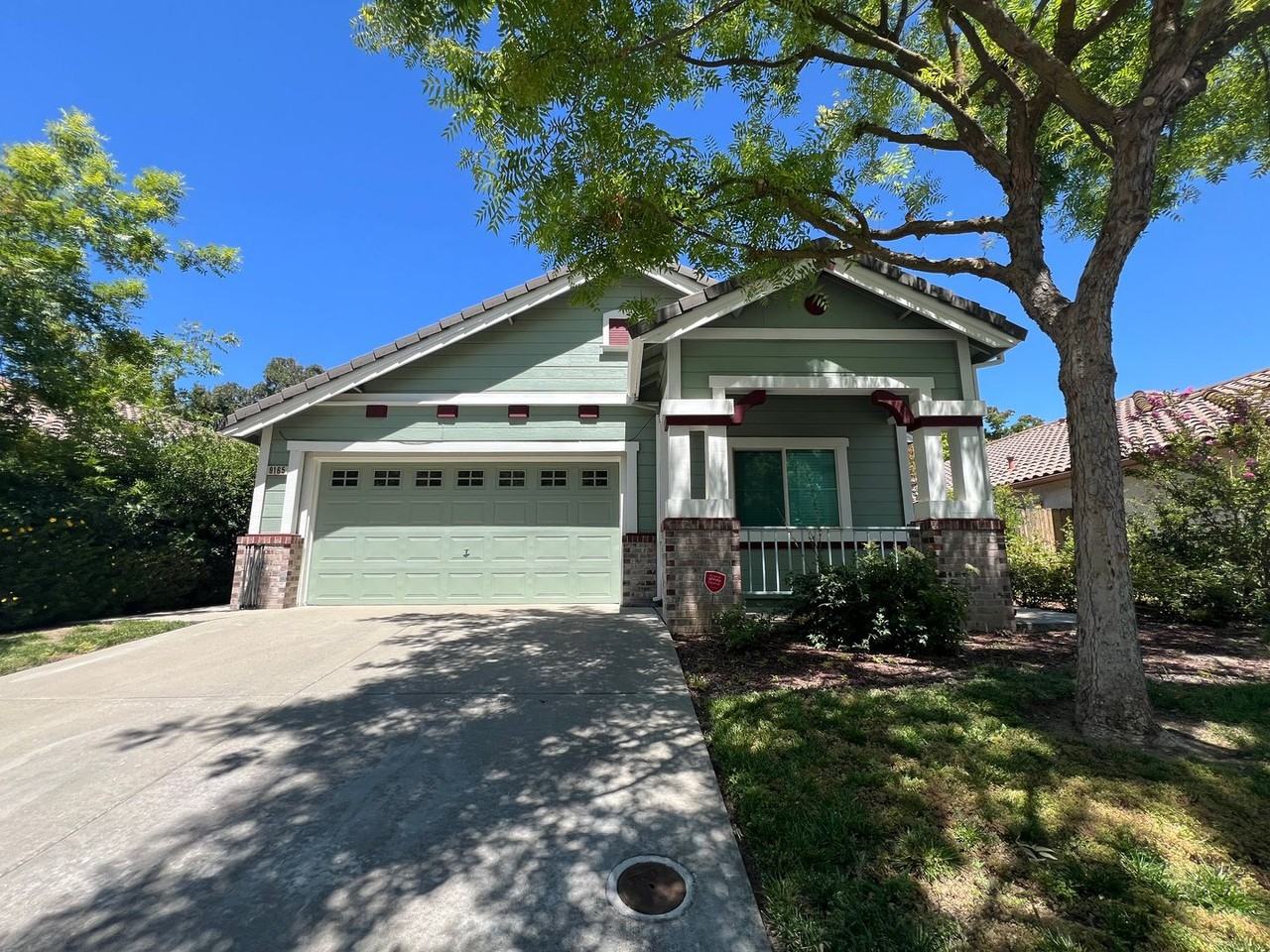 9165 Rizes Way - Photo 2 of 34