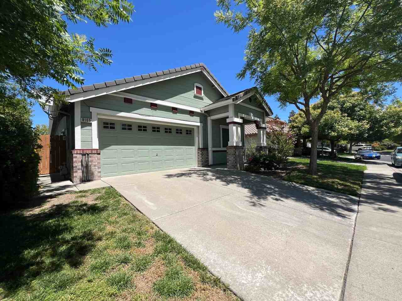 9165 Rizes Way - Photo 3 of 34