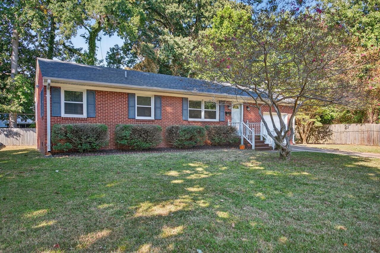 347 Cabot Dr - Photo 2 of 14