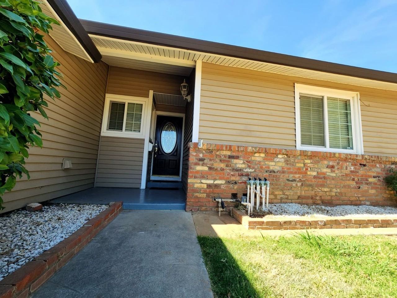 10487 Dolecetto Dr - Photo 3 of 36