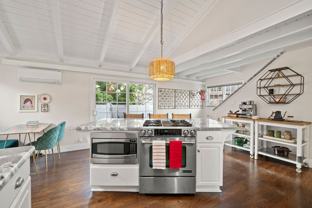 999 Waterbury Ln - Photo 1 of 1