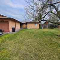 featured image of 4297 4297 & 4299 Madrona Way SE