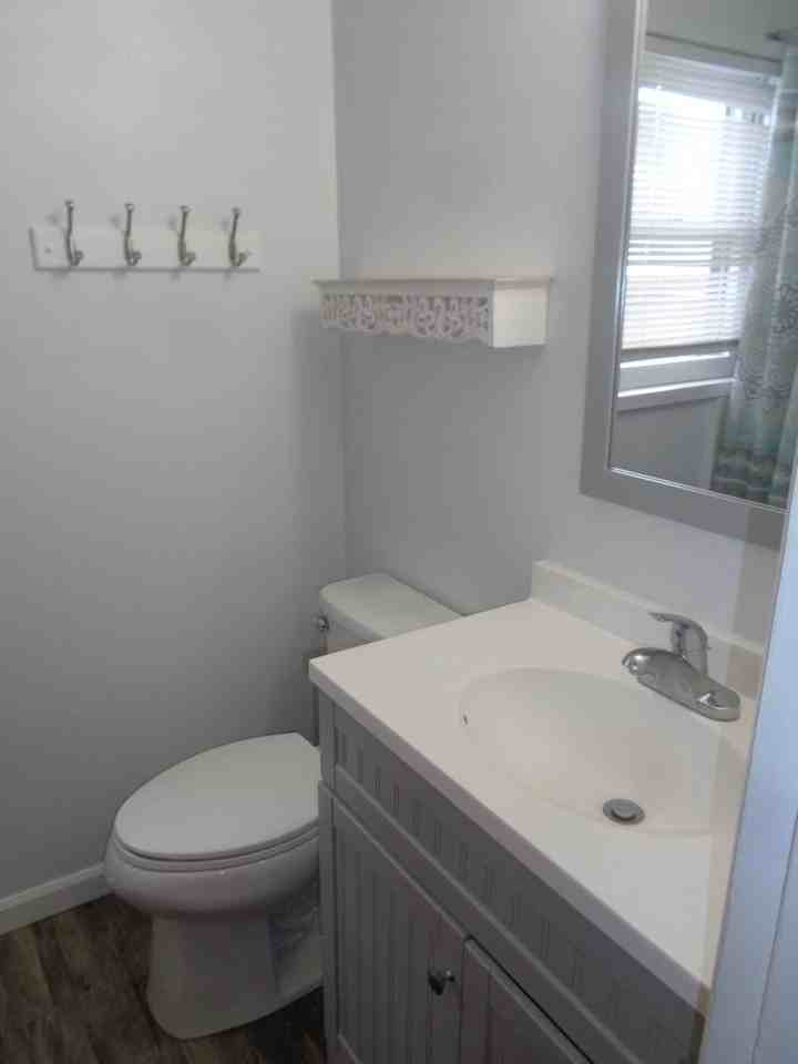 1204 Lynn Ave - Photo 6 of 10