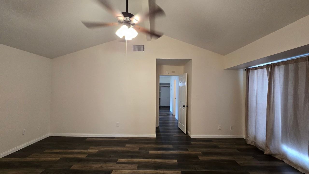 9408 Seager Ct - Photo 6 of 30