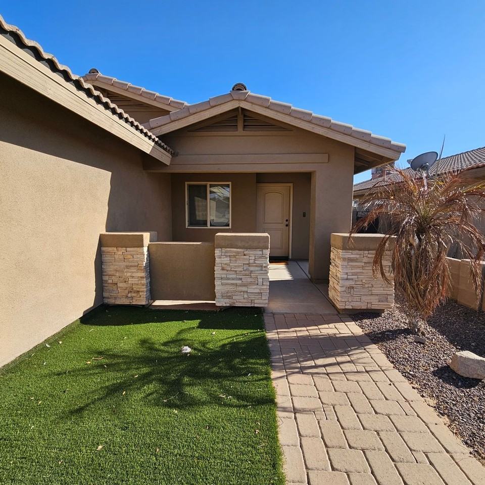 6551 E 34th St - Photo 2 of 18