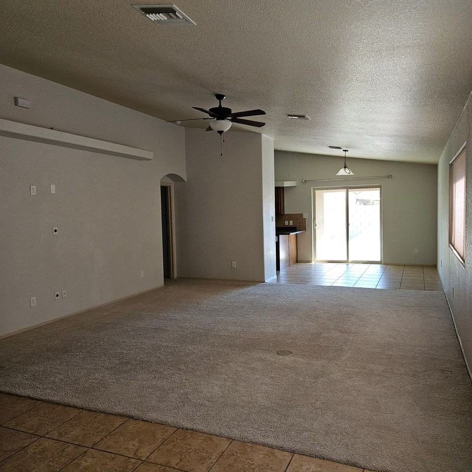 6551 E 34th St - Photo 5 of 18