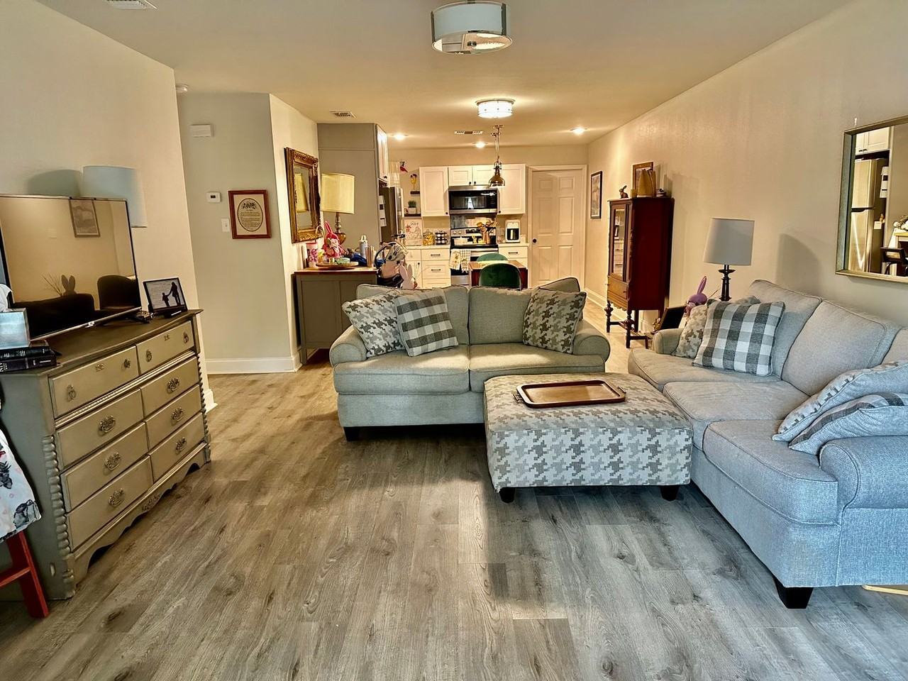 801 Faircreek Ln - Photo 3 of 22