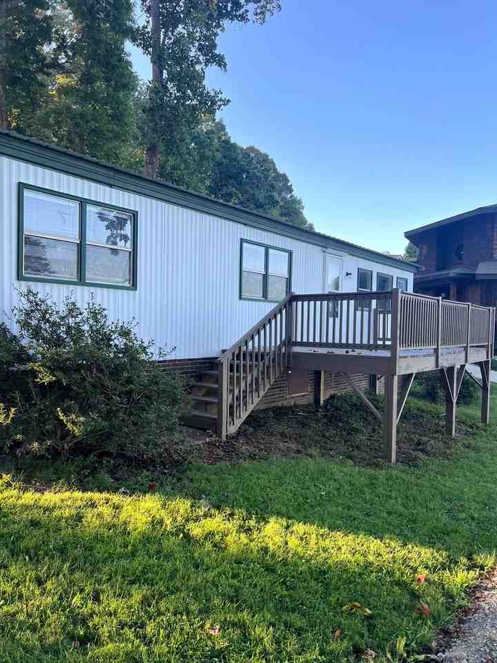 6950 Ingleside Dr - Photo 2 of 16