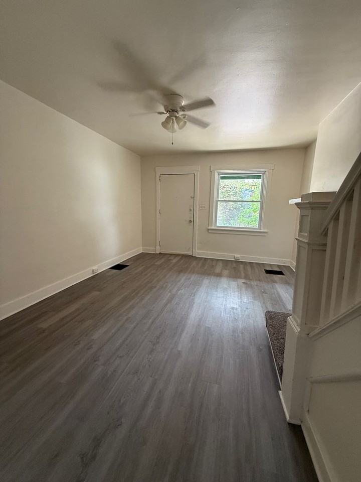 6507 Clifford St - Photo 3 of 10