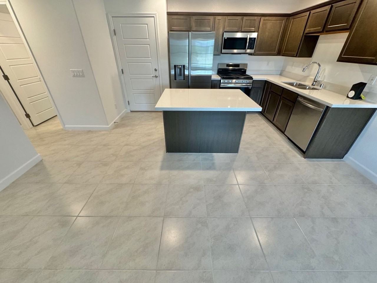 937 Jigglypuff Pl - Photo 3 of 24