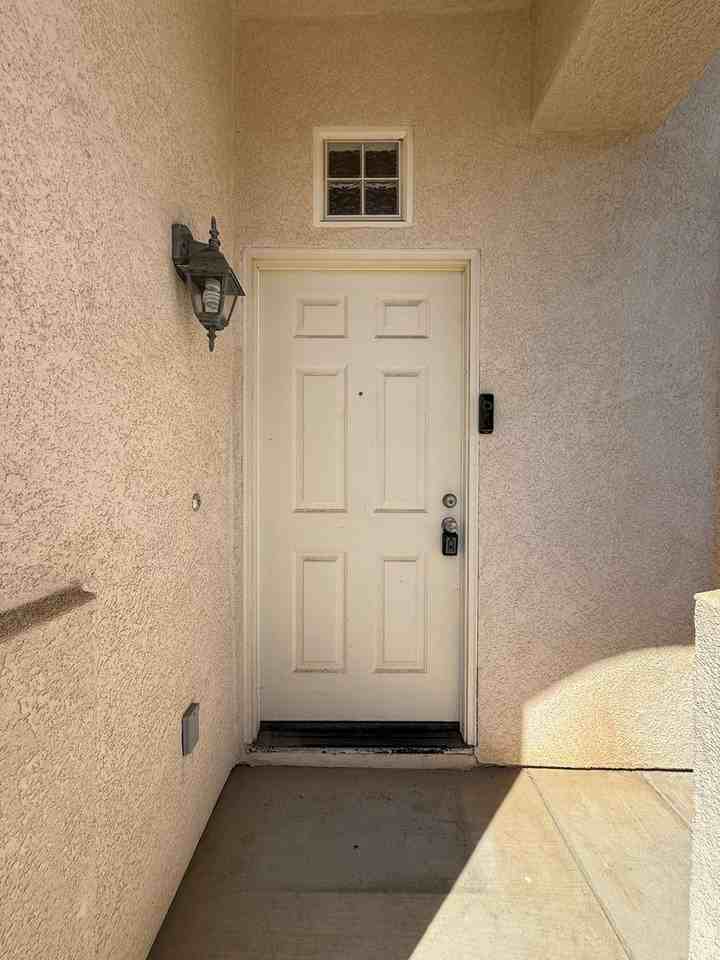 2459 Teelynn Ave - Photo 3 of 43