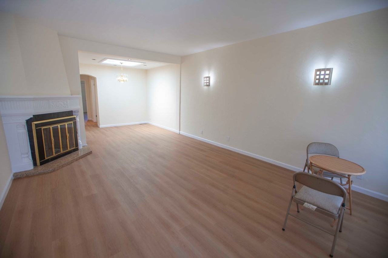 2467 43rd Ave - Photo 2 of 19