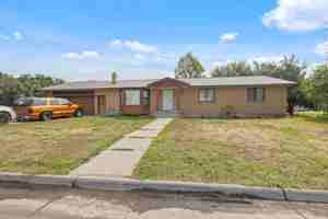 featured image of 725 S 5th W