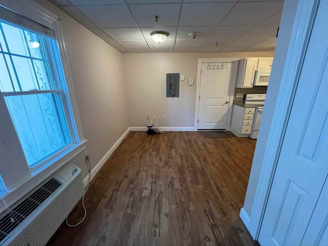 83 Curtis Ave #6 - Photo 5 of 15