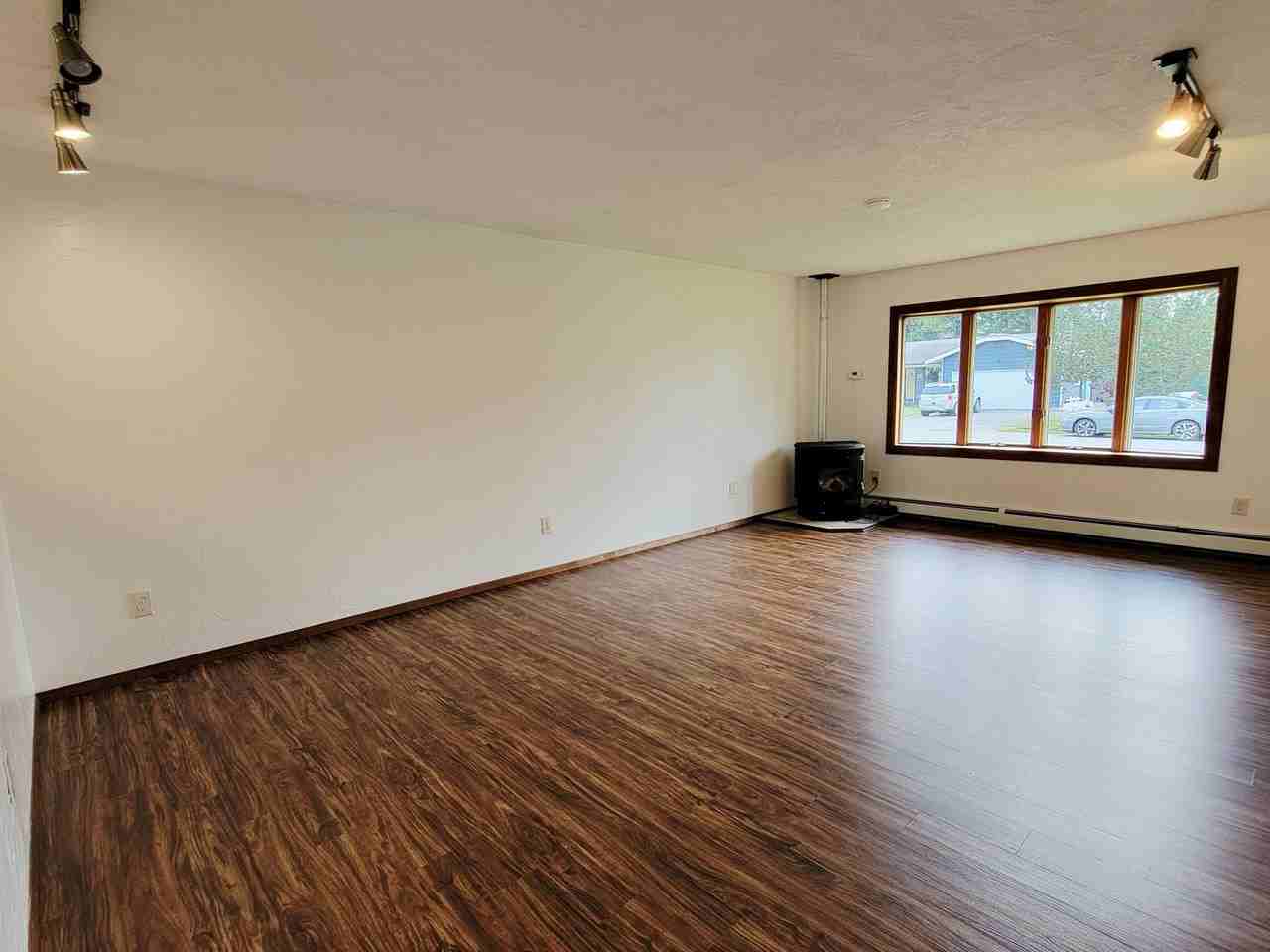 3071 Riverwood Dr - Photo 3 of 24