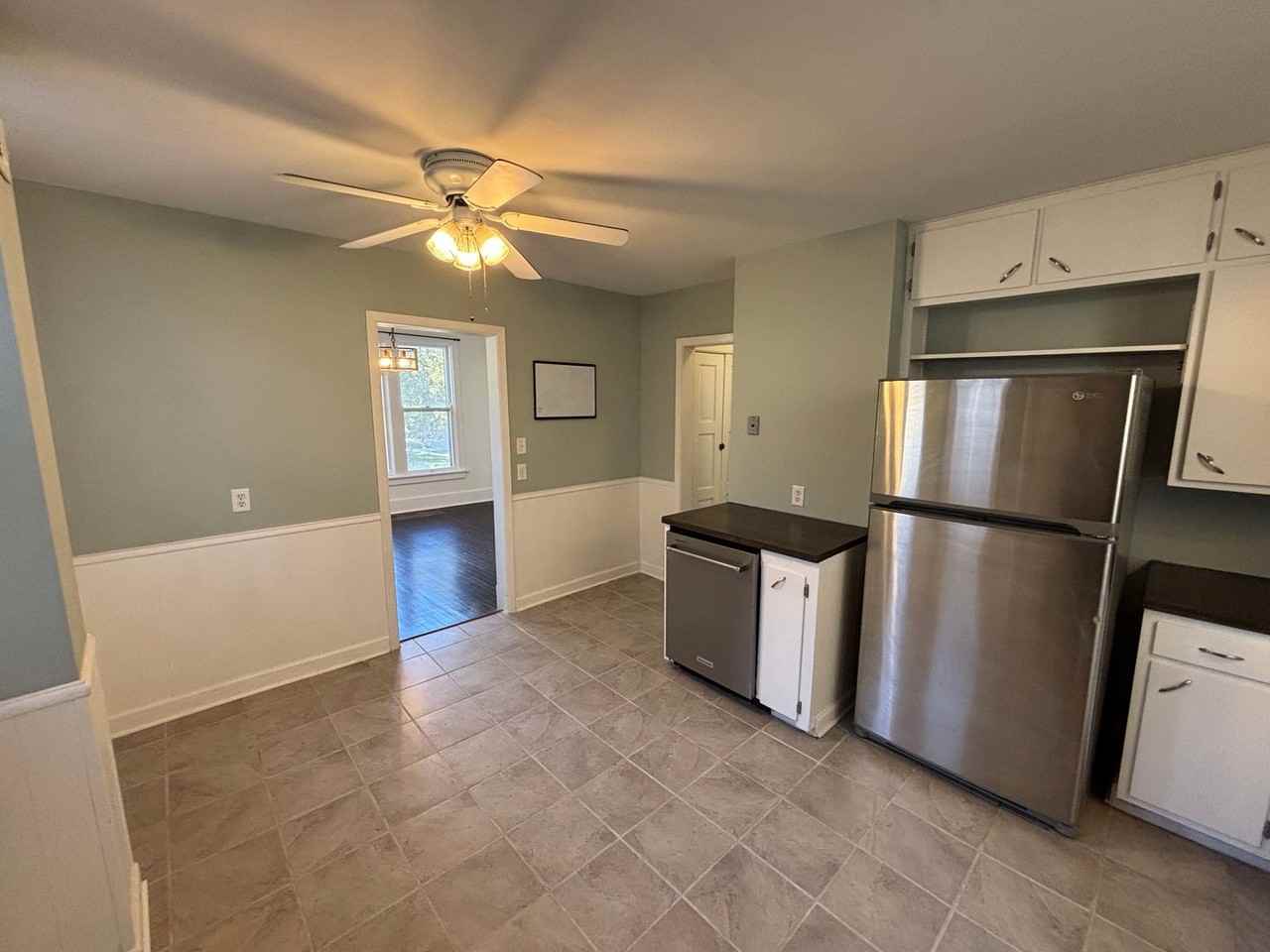 302 Park Avenue - Photo 3 of 25