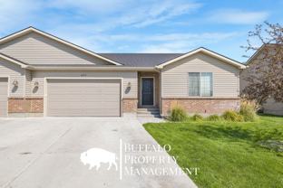 4215 E Roy Cir - Photo 1 of 1