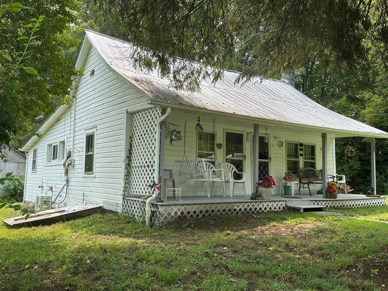 25 Sugar Hollow Ln - Photo 3 of 30