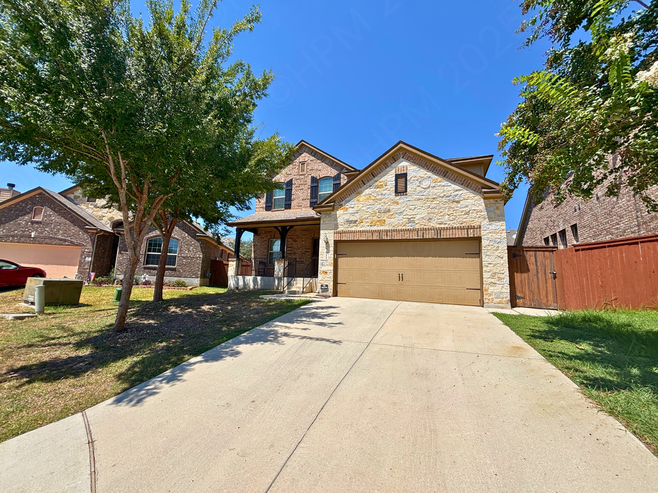 7611 William Bonney - Photo 2 of 39