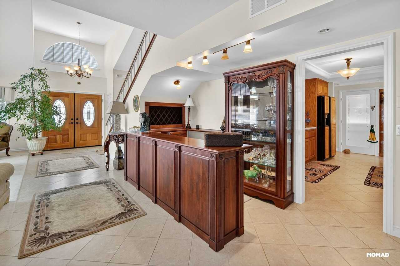 10317 Oak Ranch Ln - Photo 6 of 32