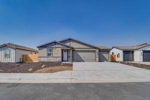 featured image of 8208 Dreamside Ave