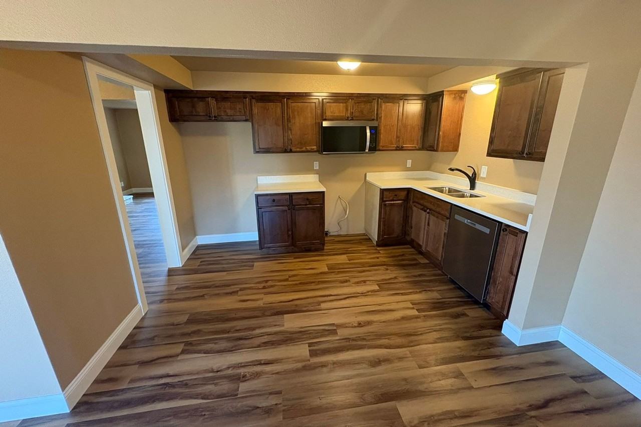 4297 Auburn Rd Ne - Photo 5 of 22