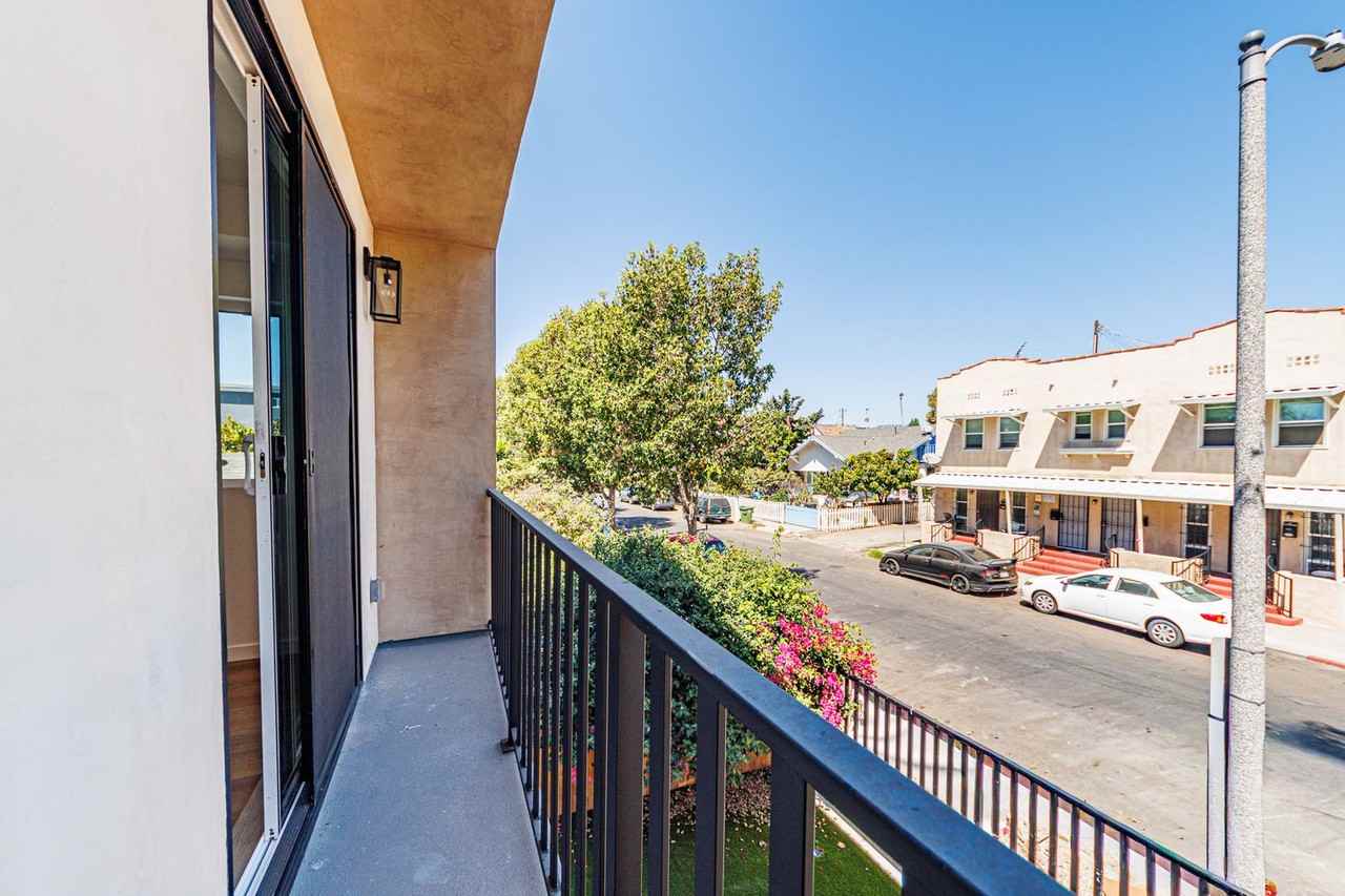 5508 Barton Ave - Photo 7 of 22