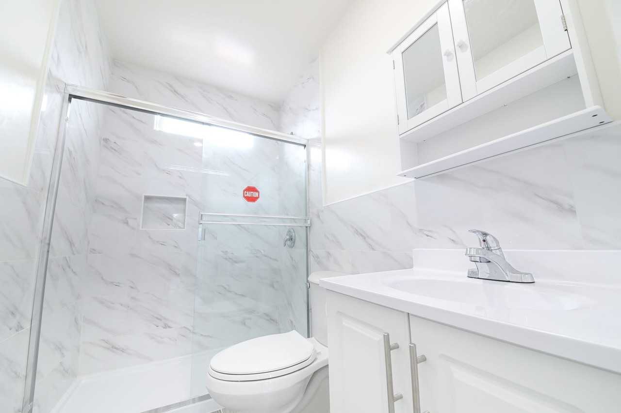 248 E Norton St - Photo 4 of 21