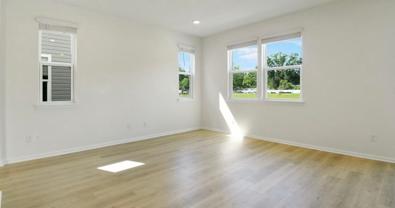 6009 Immortal Ct - Photo 3 of 14