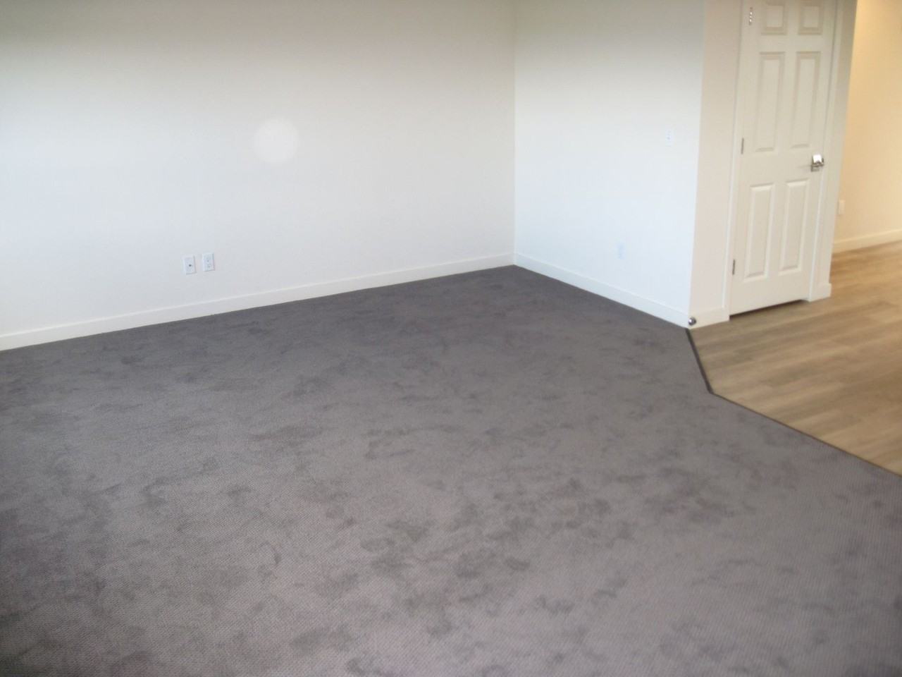 445 445 Southwest Blvd. - 10 #10 - Photo 7 of 16