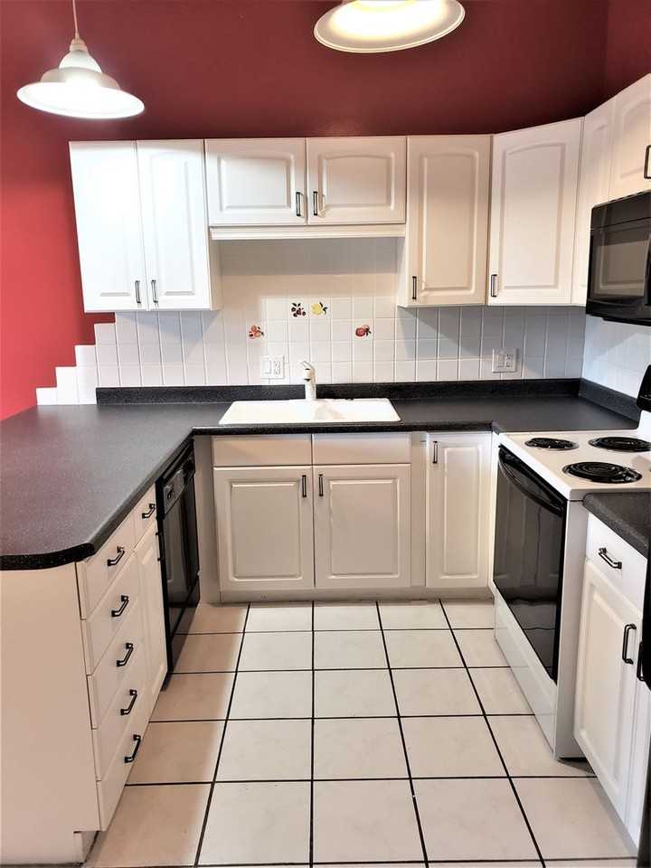 1346 Millcreek Dr #4 - Photo 2 of 18