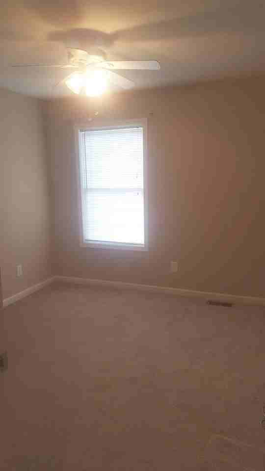 2817 S Walnut Street Pike - Photo 3 of 13