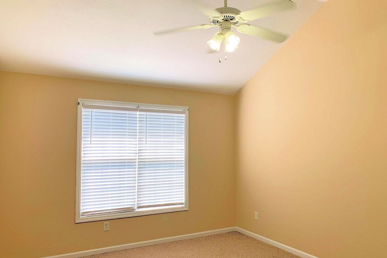410 Northrop Pl - Photo 2 of 29