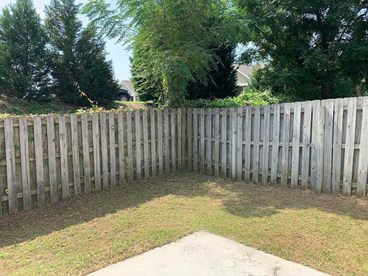 410 Northrop Pl - Photo 3 of 29