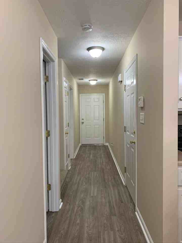 410 Northrop Pl - Photo 4 of 29