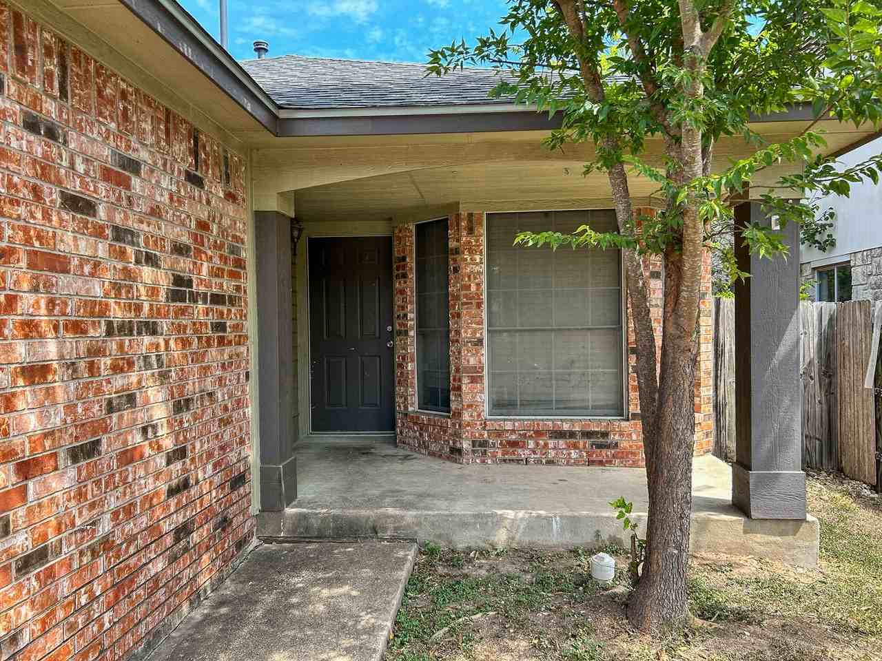 1604 Harness Race Way - Photo 3 of 25