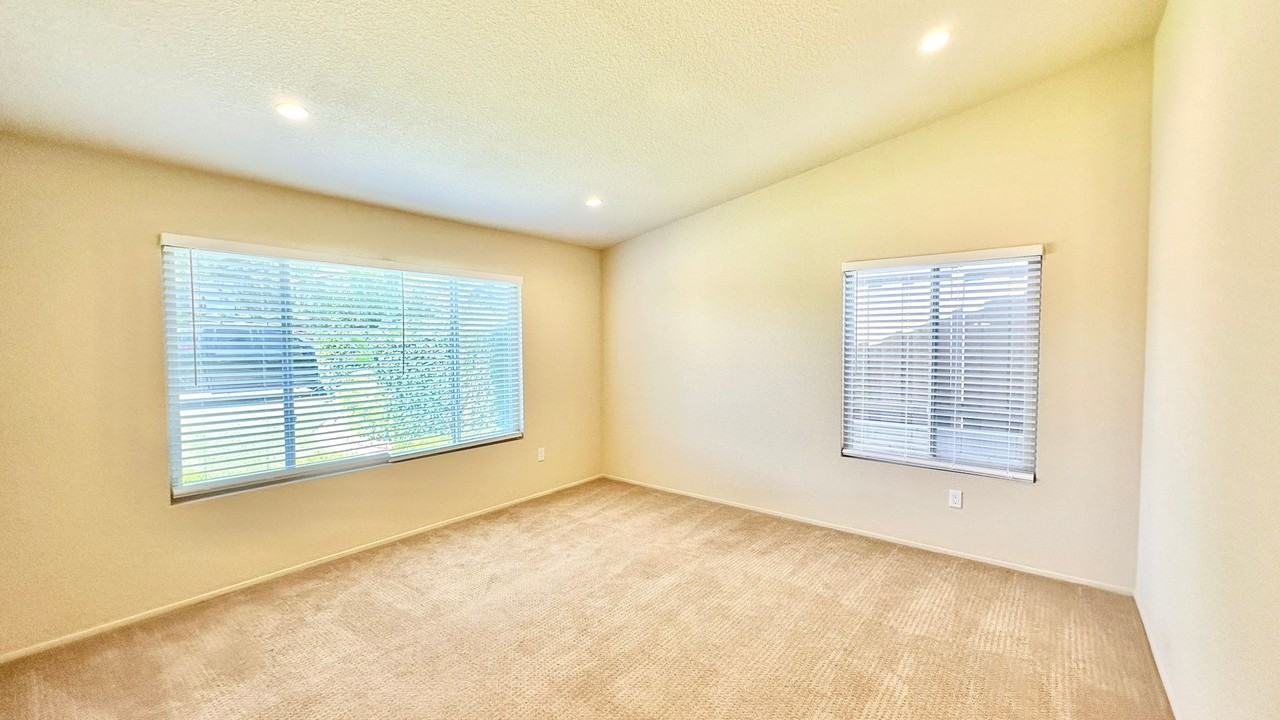 730 Morro Rd - Photo 5 of 39