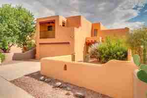 featured image of 2725 W Placita Mesa Alta