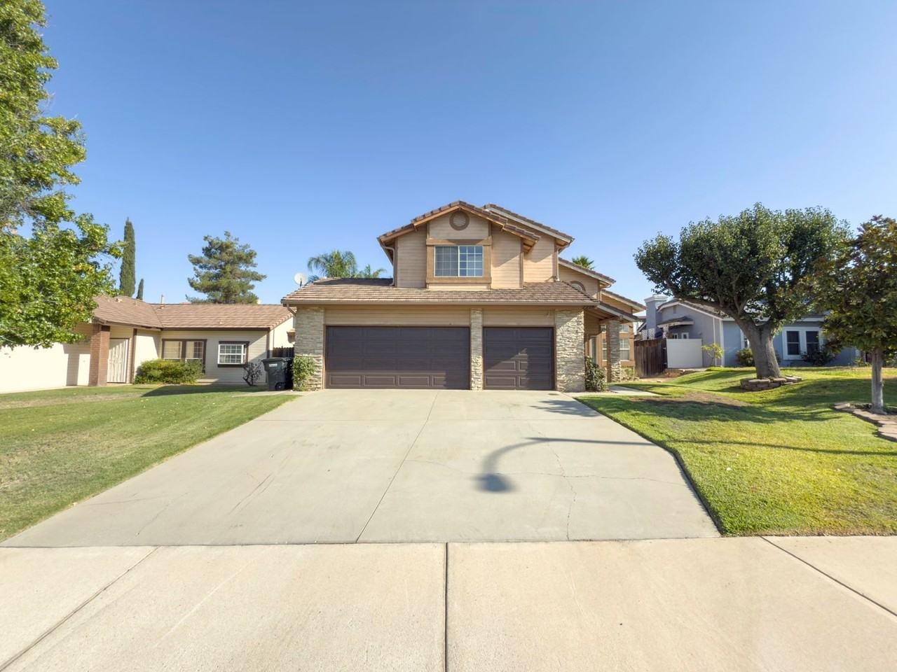22716 Cervera Rd - Photo 2 of 50