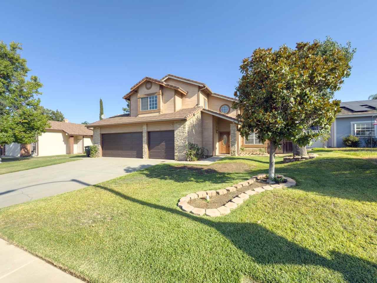 22716 Cervera Rd - Photo 3 of 50