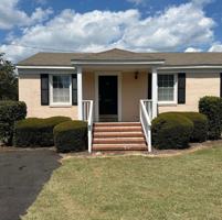 featured image of 2801 Shandon Pl