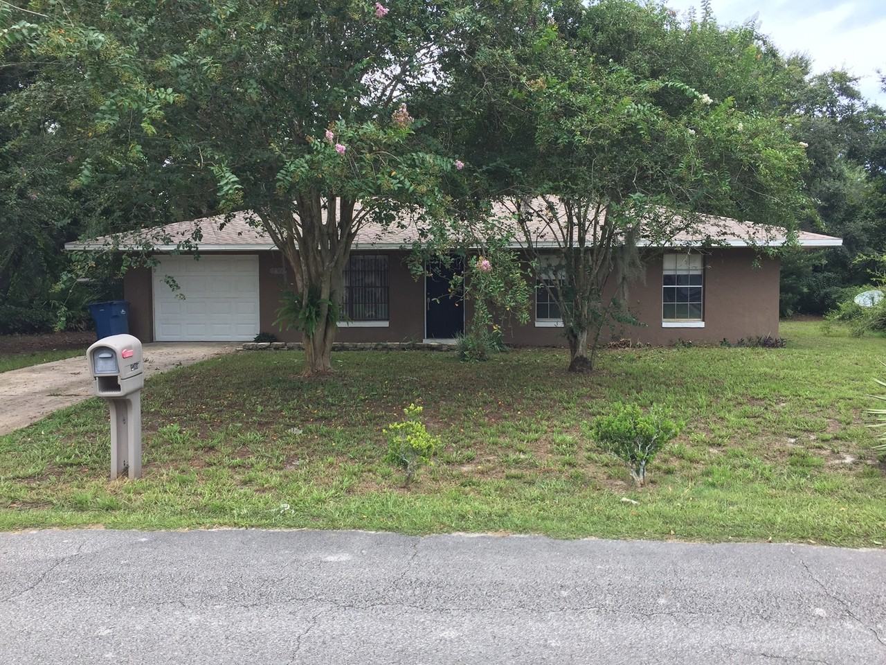 2369 Milton Ln - Photo 3 of 8