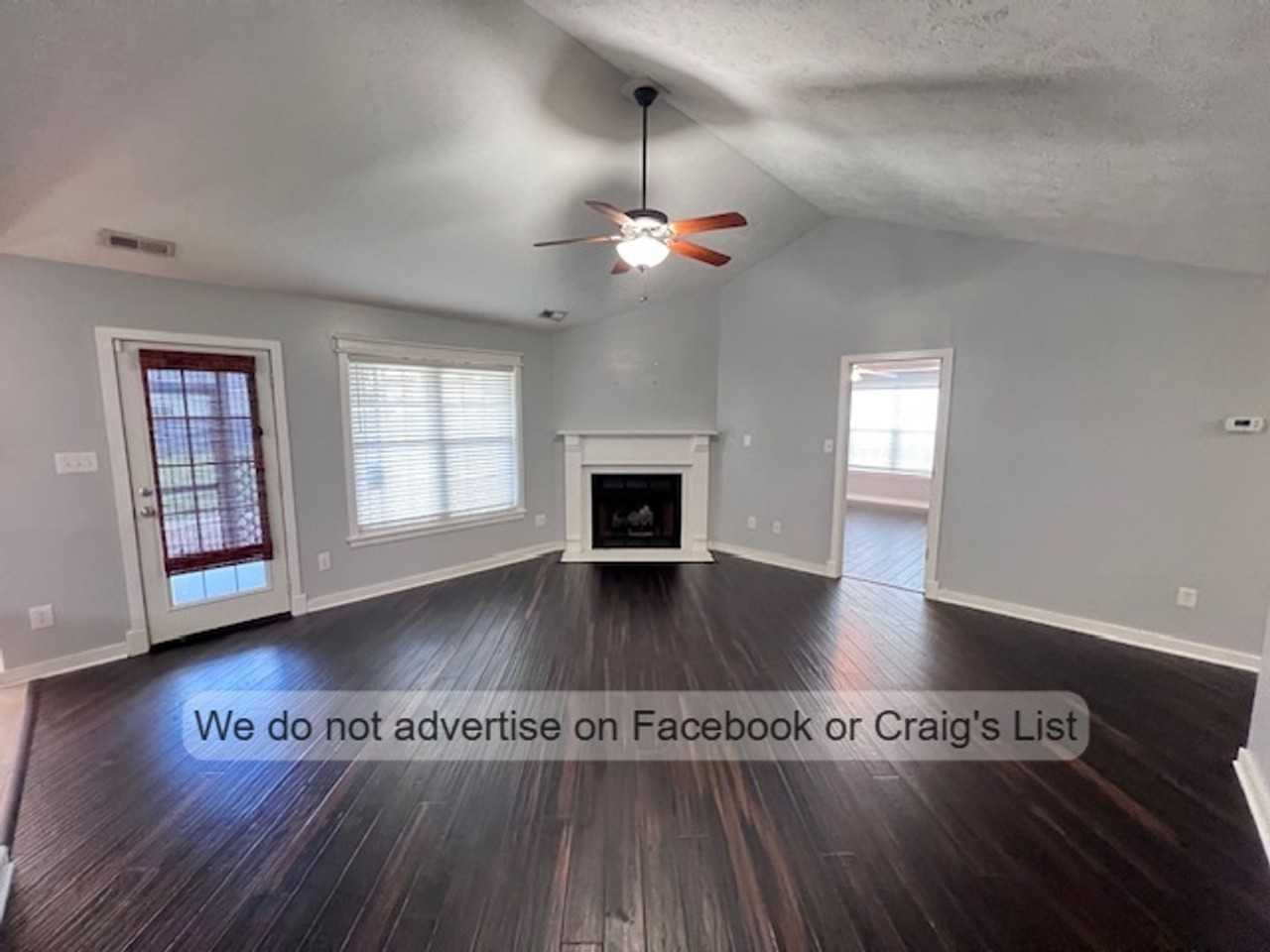 130 Kennedy Dr - Photo 3 of 16