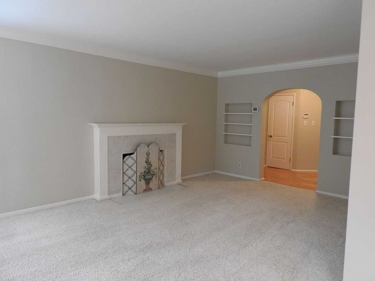 2773 Harkness St - Photo 3 of 22