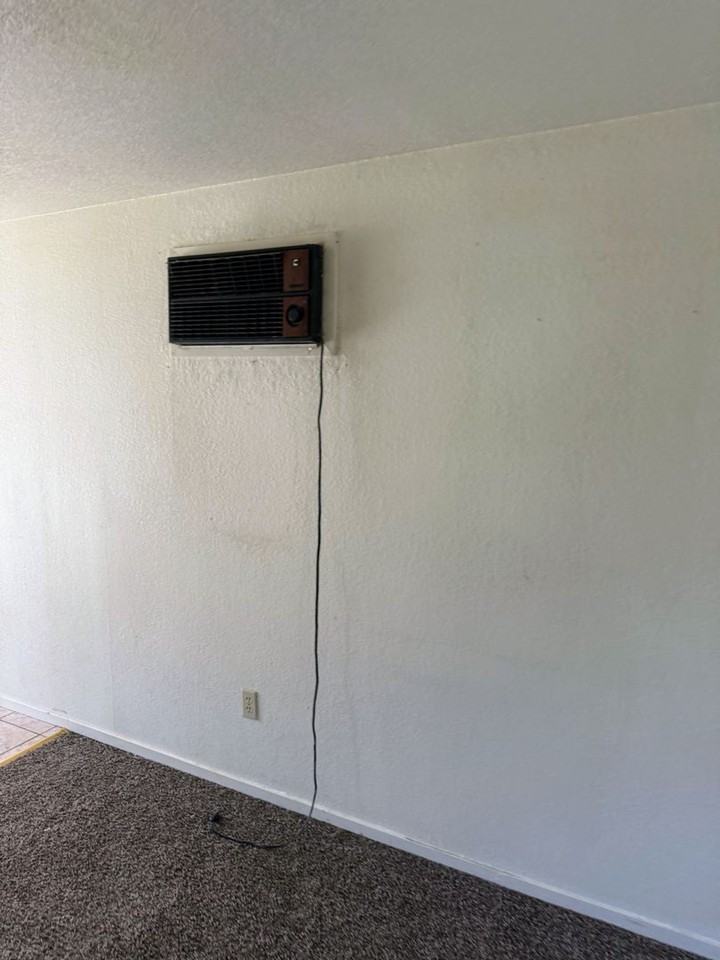 634 Occidental Dr - Photo 3 of 14