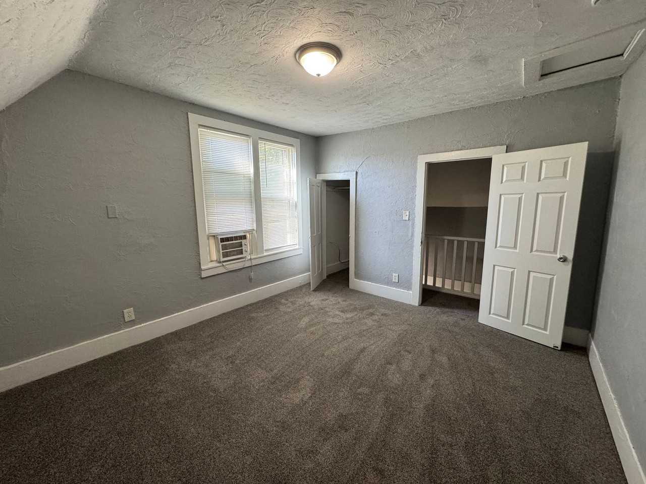 1637 13th Ave - Photo 7 of 12