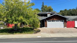 406 Blue Ridge Dr - Photo 1 of 1