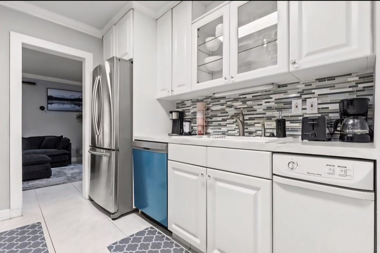 708 Sw 12th St - Photo 5 of 16